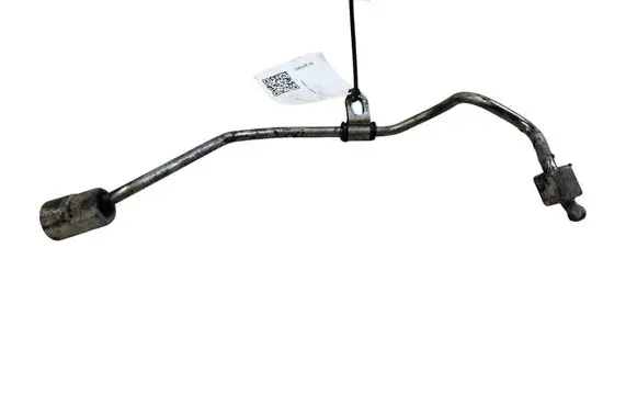 Volvo S60 Fuel injector supply line/pipe 