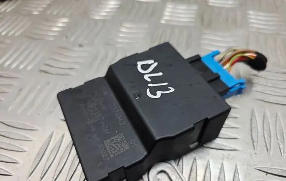 Mini One - Cooper F56 F55 Fuel injection pump control unit/module 7374942 16147374942