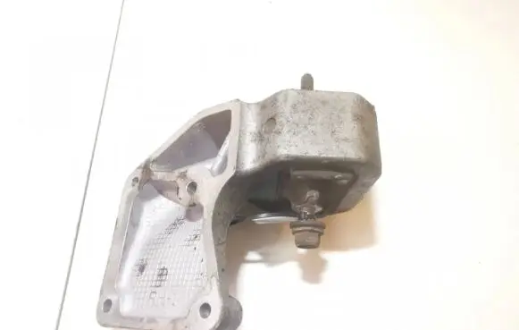 Jeep Grand Cherokee (WK) Engine mount bracket 52090308ae