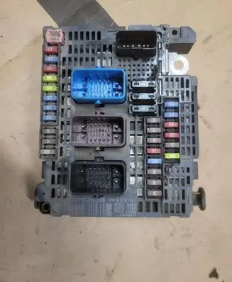 Peugeot 508 RXH Fuse box set 9807428480 BSMAB500