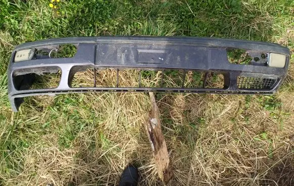 Volkswagen Golf III Front bumper