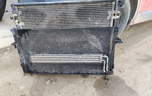 Audi Q7 4L Radiator set 7L6121258B