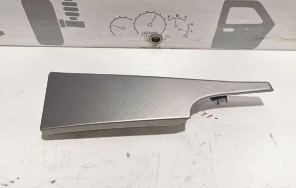 Ford Mustang VI Dashboard glove box trim FR3B63044B79