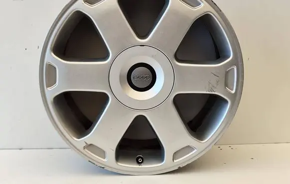 Audi A3 S3 8L R17 alloy rim 8L9601025