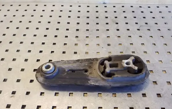 Nissan Juke I F15 Engine mount bracket 113601KA0A