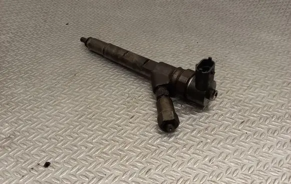 Chrysler Voyager Fuel injector 0445110059