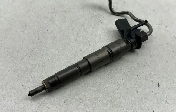 Fuel injector