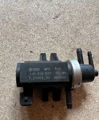 Audi A6 S6 C5 4B Turbo solenoid valve 1H0906627 98T246 72190320