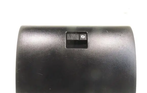 Lexus IS 200-300 Glove box