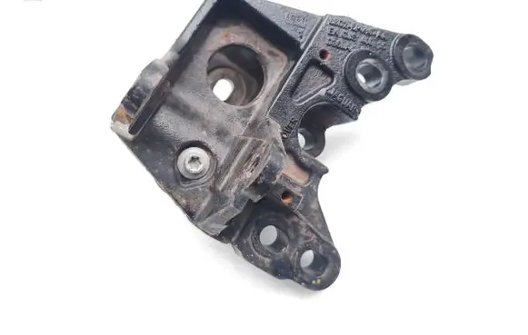 Land Rover Range Rover Evoque L551 Engine mounting bracket L8D2-6P038-AA ENGJS40015