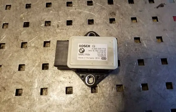BMW X1 E84 ESP acceleration yaw rate sensor 0265005713 678237201