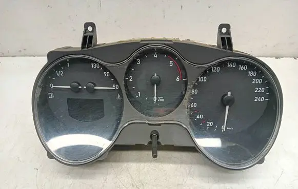 Speedometer (instrument cluster)