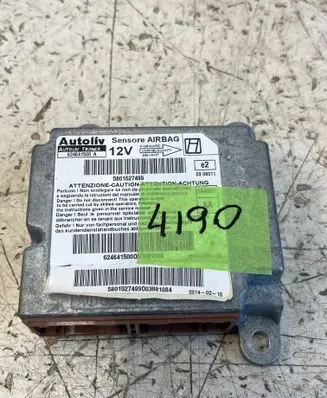 Iveco Daily 6th gen Airbag control unit/module 5801527499 624641500A