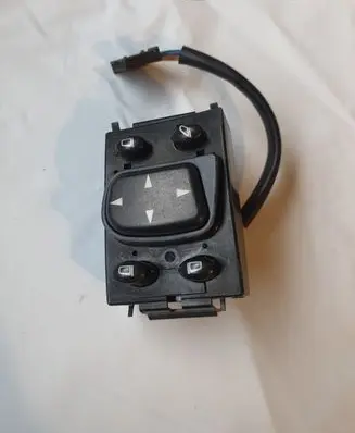 Mercedes-Benz S W220 Wing mirror switch 2208211551