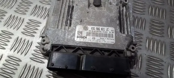 Skoda Octavia Mk2 (1Z) Engine control unit/module 03g906021jc