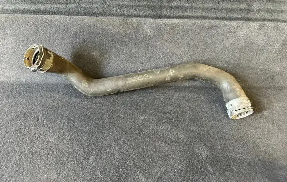 Mercedes-Benz E W213 Engine coolant pipe/hose A2135010182 CT151038