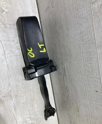 Skoda Octavia Mk3 (5E) Rear door check strap stopper 5e0839249