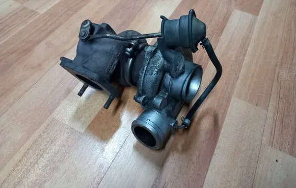 Chrysler Voyager Turbo 35242095F VA690307