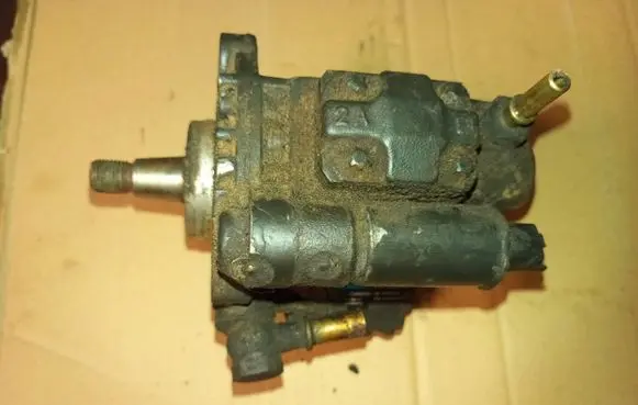 Citroen Berlingo Fuel injection high pressure pump 5ws40018