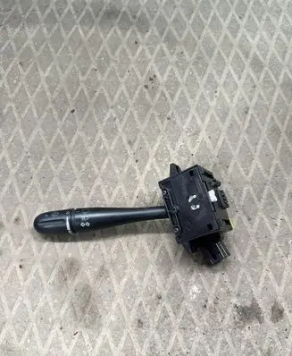 Chrysler Voyager Indicator stalk 04685711AA 23199