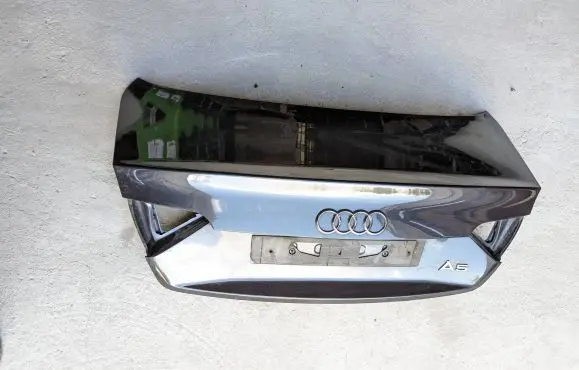 Audi A5 8T 8F Tailgate/trunk/boot lid