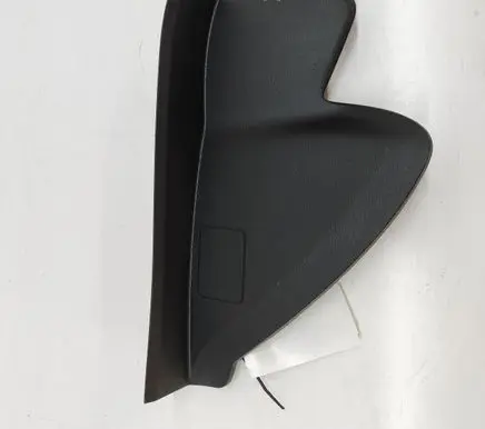 Dashboard glove box trim