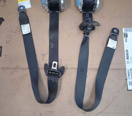 Toyota Yaris Seat belt trim 