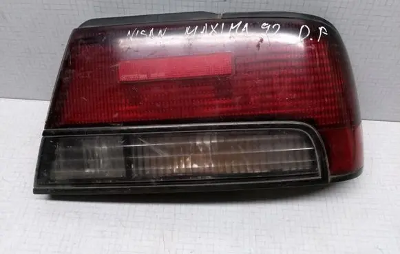 Nissan Maxima Rear/tail lights ICHIKOH7322