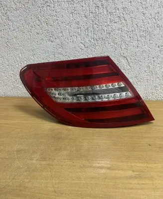 Mercedes-Benz C W204 Rear/tail lights A2044402232 F2971