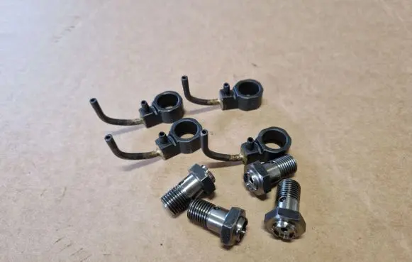 Mitsubishi L200 other engine part 