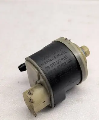 BMW 5 E60 E61 Fuel filter heater 7810134 2901700905 PA66GF25