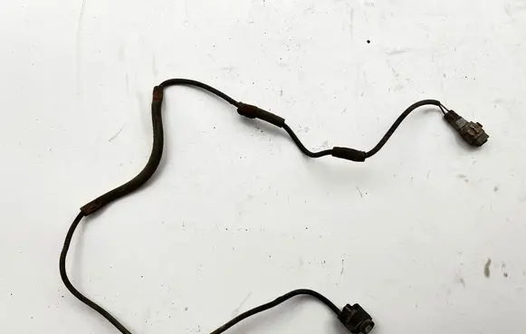 Toyota Land Cruiser (J120) Front ABS sensor wiring