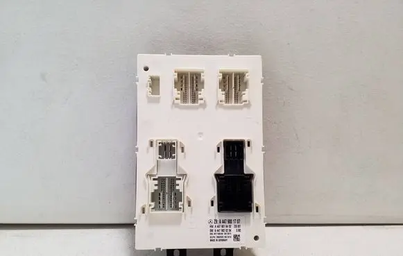 Mercedes-Benz Vito Viano W447 Comfort/convenience module A4479001707 A4479016402 A4479020204