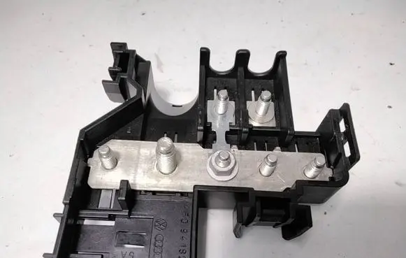 Audi A6 S6 C6 4F Positive wiring loom 4F0941824