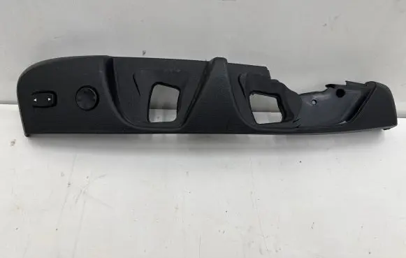 BMW 4 F32 F33 Front door seat control surround trim 7243553