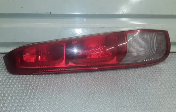 Nissan X-Trail T30 Rear/tail lights 