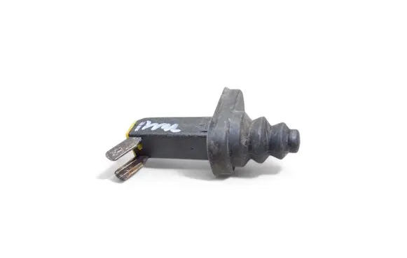 Audi 100 S4 C4 Front door sensor 893947561A