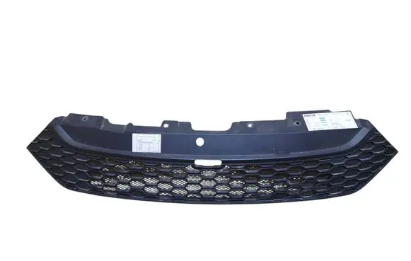 Iveco Daily 6th gen Front bumper upper radiator grill 5801543607 5801587018
