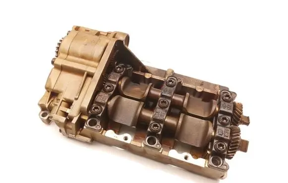 BMW 3 E46 Oil pump balance shaft 7500324 1060004408 7507551