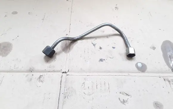 Volvo S60 Fuel injector supply line/pipe NOCODE