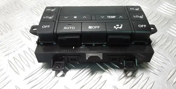 Toyota Land Cruiser (J150) Climate control unit 5590060N60