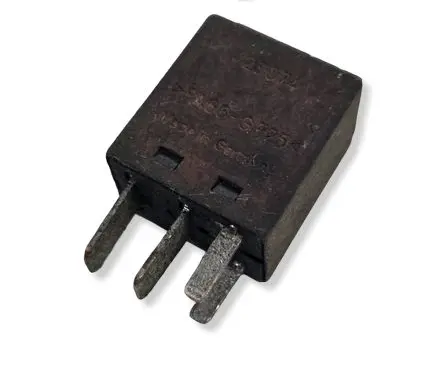 Mercedes-Benz ML W163 Other relay V23074 PA66GF25