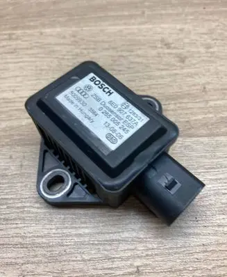 Audi A4 S4 B6 8E 8H ESP acceleration yaw rate sensor 8E0907637A 0265005245 3564