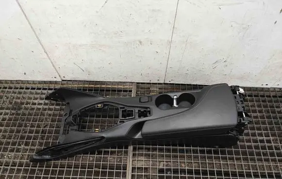Chevrolet Camaro Center console 84813780