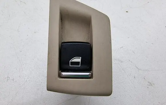 BMW 5 F10 F11 Electric window control switch 9163527