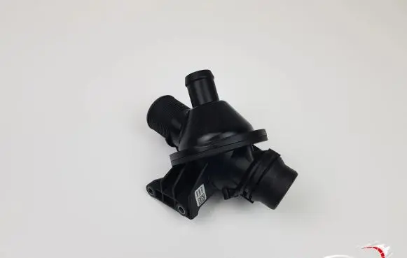 BMW 5 F10 F11 Thermostat housing 8635689