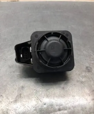 Audi A3 S3 8V Alarm system siren 5Q0951605