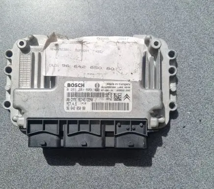 Citroen C4 I Engine control unit/module 9664285080 0261201609 9632552380