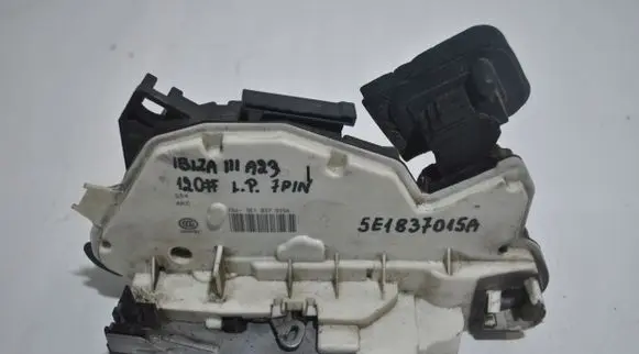 Seat Ibiza III (6L) Front door lock 5E1837015A