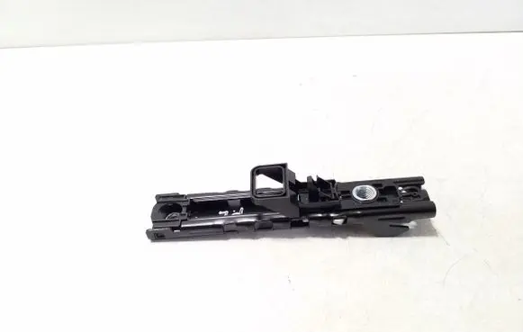 Audi A6 S6 C8 4K Seat belt adjustment rail 4M0857819A